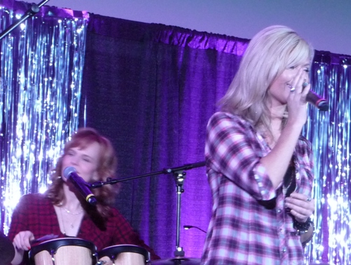 Shannon Gaye, Beverley Mahood © 2016